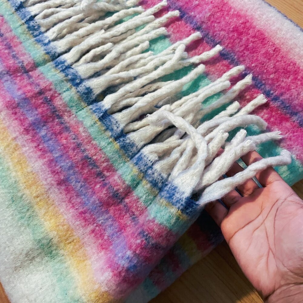 FREE PEOPLE Fringe Throw Blanket - SO soft!! - Picture 4 of 12